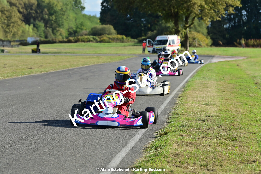 16/10/2022 : 6ème manche du Trophée Ufolep Karting Nouvelle Aquitaine à Pau Lescar (photos Alain Estebenet) 2022 — karting