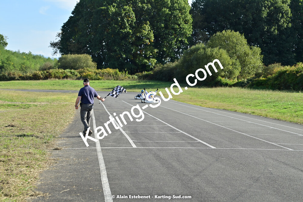 16/10/2022 : 6ème manche du Trophée Ufolep Karting Nouvelle Aquitaine à Pau Lescar (photos Alain Estebenet) 2022 — karting