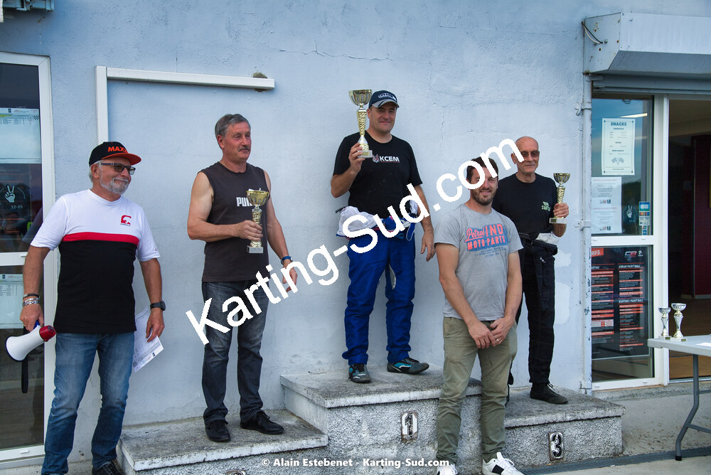 16/10/2022 : 6ème manche du Trophée Ufolep Karting Nouvelle Aquitaine à Pau Lescar (photos Alain Estebenet) 2022 — karting