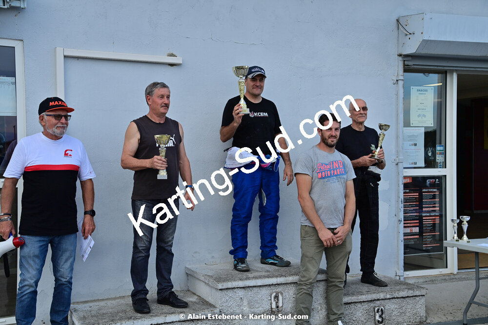 16/10/2022 : 6ème manche du Trophée Ufolep Karting Nouvelle Aquitaine à Pau Lescar (photos Alain Estebenet) 2022 — karting