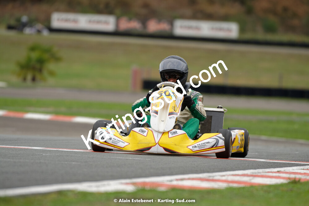 20/11/2022 : 7ème manche du Trophée UFOLEP Kart Nouvelle Aquitaine 2022 à Biscarrosse (photos Alain Estebenet) 2022 — karting