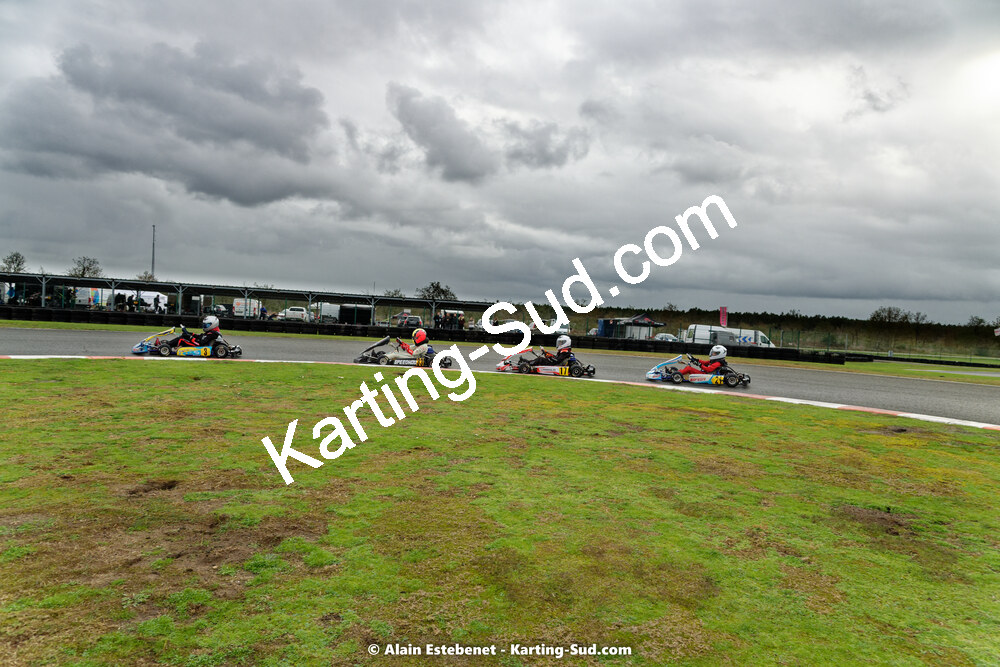 20/11/2022 : 7ème manche du Trophée UFOLEP Kart Nouvelle Aquitaine 2022 à Biscarrosse (photos Alain Estebenet) 2022 — karting