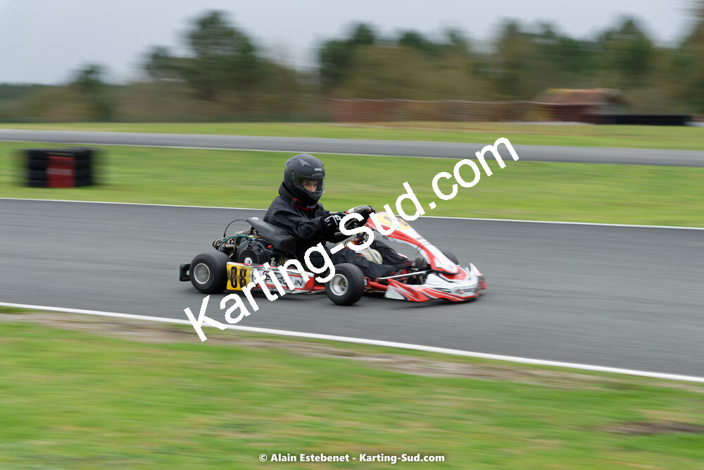 20/11/2022 : 7ème manche du Trophée UFOLEP Kart Nouvelle Aquitaine 2022 à Biscarrosse (photos Alain Estebenet) 2022 — karting