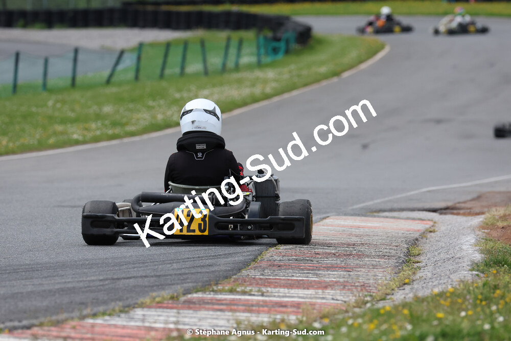 29 & 30/04/2023 : 4ème manche du Championnat du Sud à Karting Plus Belmont sur Rance (photos Stéphane Agnus) 2023 — karting