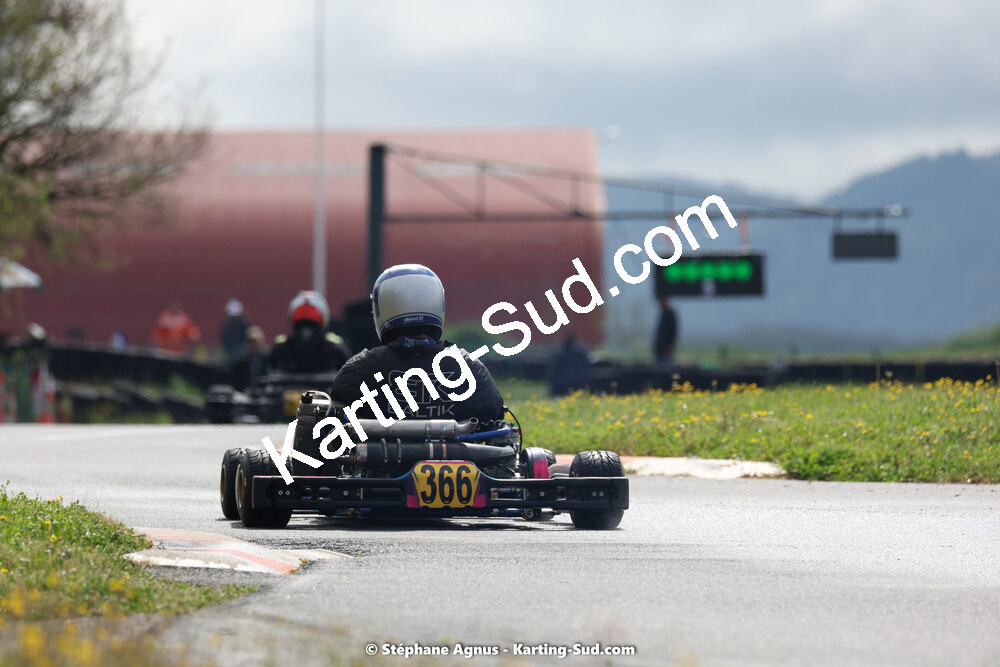29 & 30/04/2023 : 4ème manche du Championnat du Sud à Karting Plus Belmont sur Rance (photos Stéphane Agnus) 2023 — karting