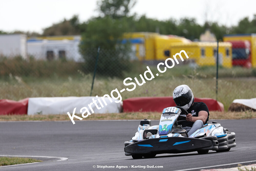 08/05/2023 : 6ème endurance Un Baquet pour Adrien à MEGAKART Vias (photos Stéphane Agnus) 2023 — karting
