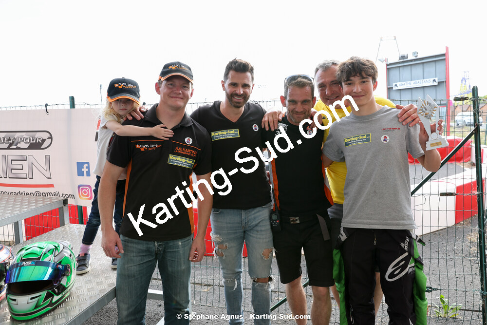 Garry FORTIER, Lionel BETEILLE, Maxime BETEILLE et 2 autres — 08/05/2023 : 6ème endurance Un Baquet pour Adrien à MEGAKART Vias (photos Stéphane Agnus) 2023 — karting