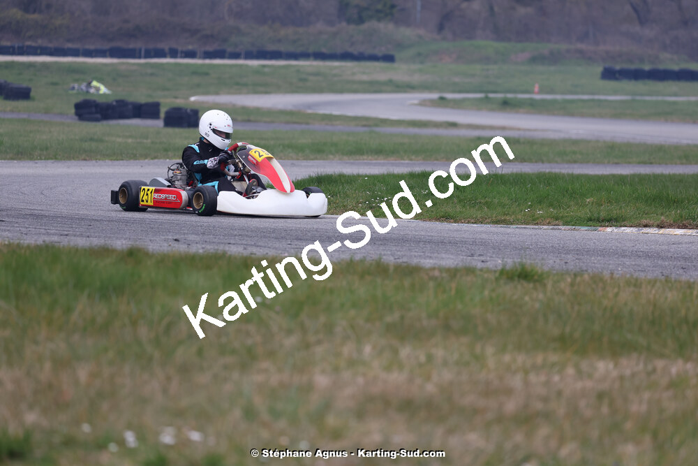 9 & 10/03/2024 : 1ère manche du Championnat du Sud au circuit d’Aigues-Vives (photos Stéphane Agnus) 2024 — karting