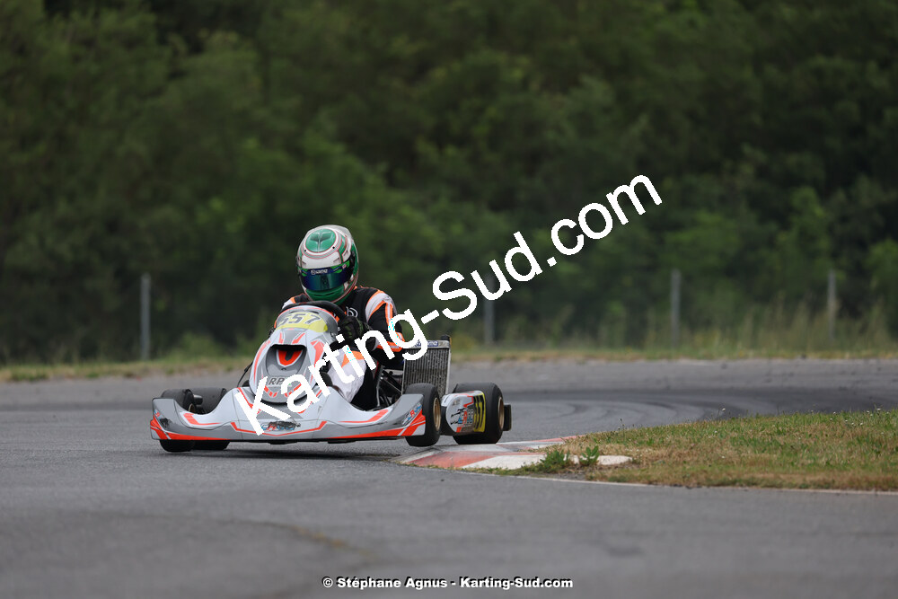 08 & 09/06/2024 : IAME Series France au circuit Karting Plus à Belmont sur Rance (photos Stéphane Agnus) 2024 — karting