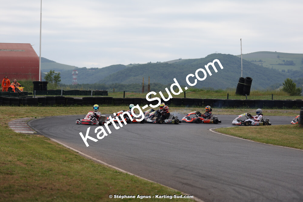 08 & 09/06/2024 : IAME Series France au circuit Karting Plus à Belmont sur Rance (photos Stéphane Agnus) 2024 — karting