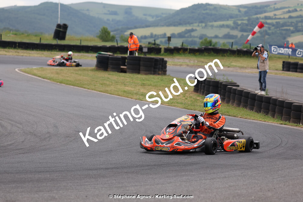 08 & 09/06/2024 : IAME Series France au circuit Karting Plus à Belmont sur Rance (photos Stéphane Agnus) 2024 — karting