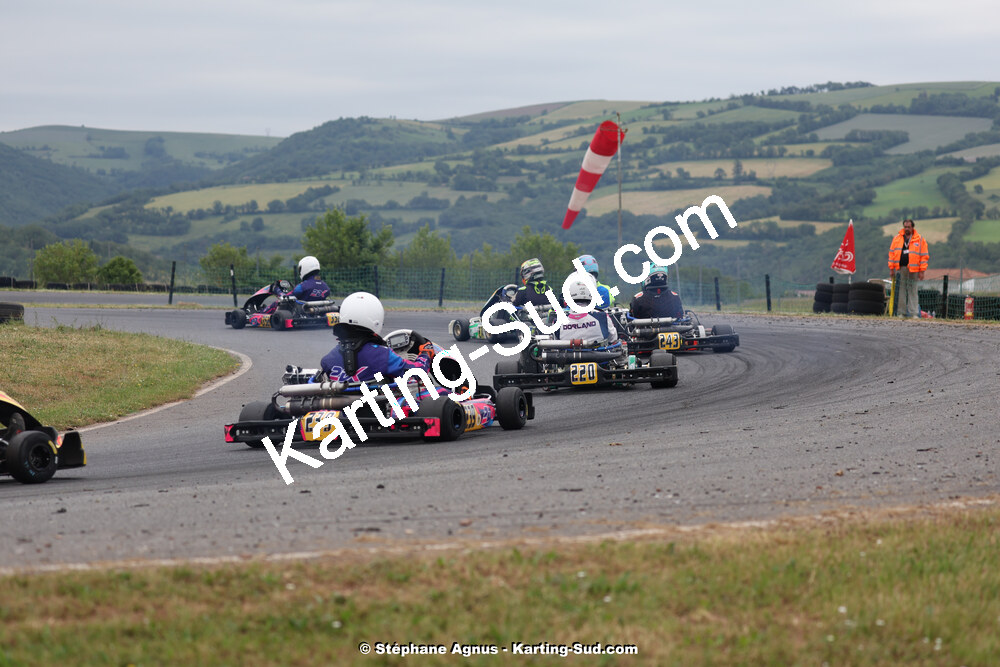 08 & 09/06/2024 : IAME Series France au circuit Karting Plus à Belmont sur Rance (photos Stéphane Agnus) 2024 — karting