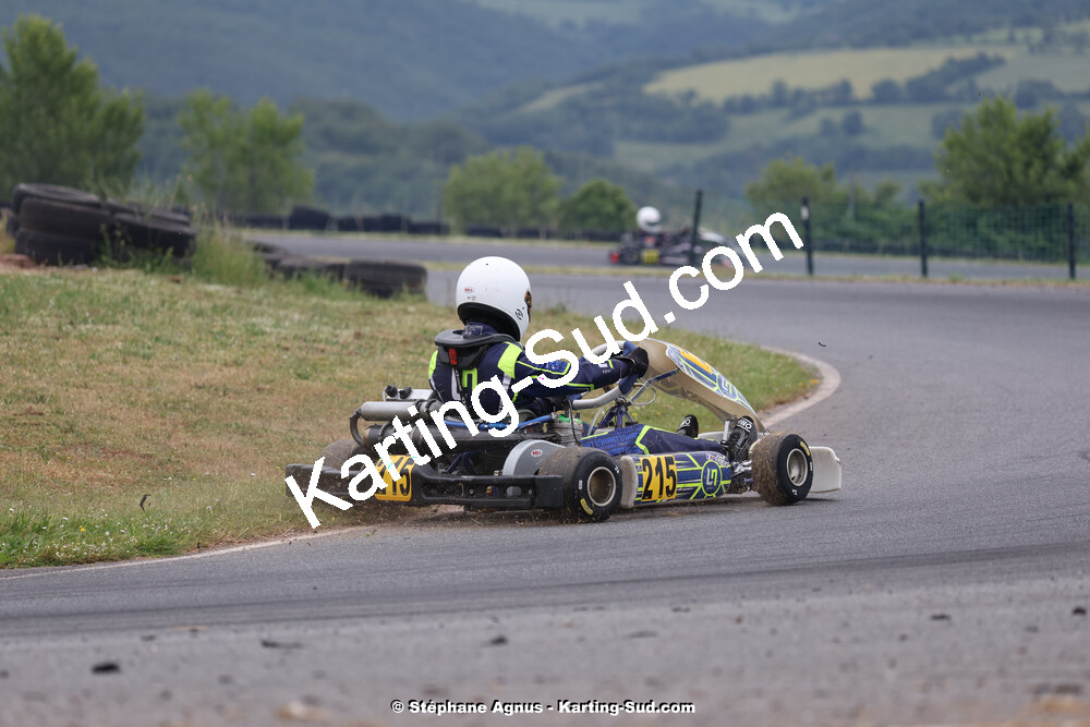 08 & 09/06/2024 : IAME Series France au circuit Karting Plus à Belmont sur Rance (photos Stéphane Agnus) 2024 — karting