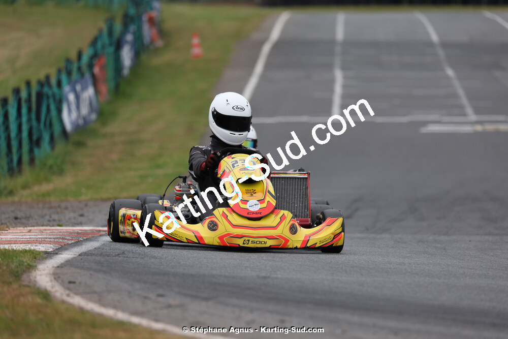 08 & 09/06/2024 : IAME Series France au circuit Karting Plus à Belmont sur Rance (photos Stéphane Agnus) 2024 — karting