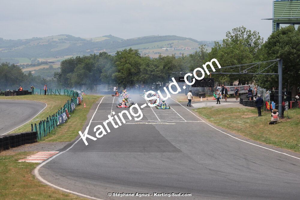 08 & 09/06/2024 : IAME Series France au circuit Karting Plus à Belmont sur Rance (photos Stéphane Agnus) 2024 — karting