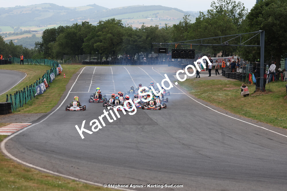08 & 09/06/2024 : IAME Series France au circuit Karting Plus à Belmont sur Rance (photos Stéphane Agnus) 2024 — karting