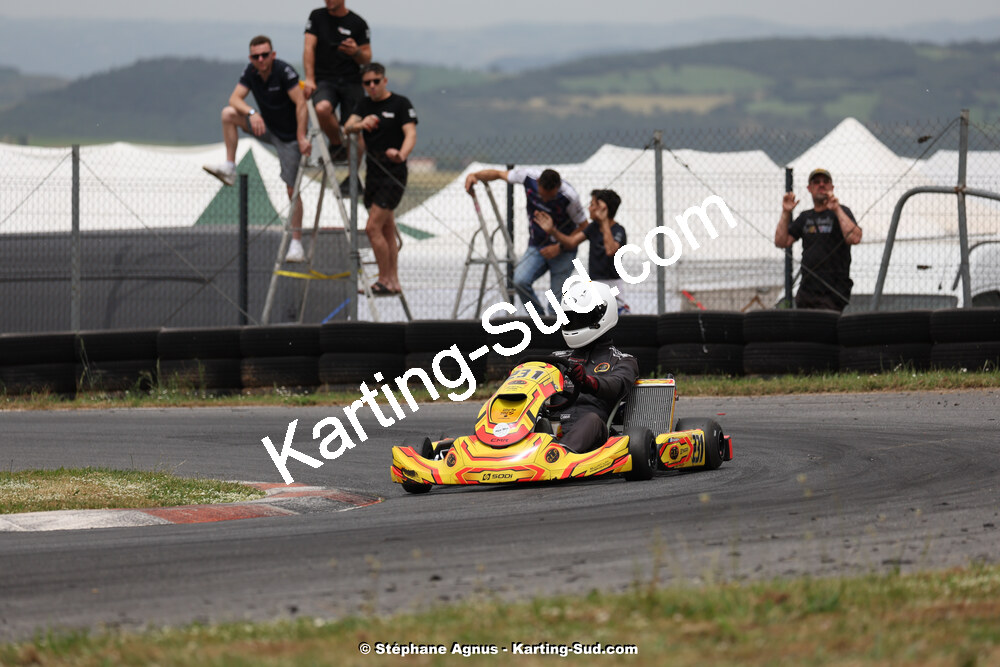 08 & 09/06/2024 : IAME Series France au circuit Karting Plus à Belmont sur Rance (photos Stéphane Agnus) 2024 — karting