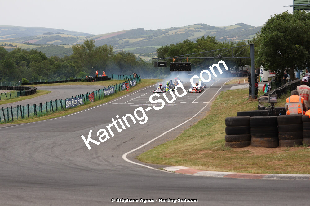 08 & 09/06/2024 : IAME Series France au circuit Karting Plus à Belmont sur Rance (photos Stéphane Agnus) 2024 — karting