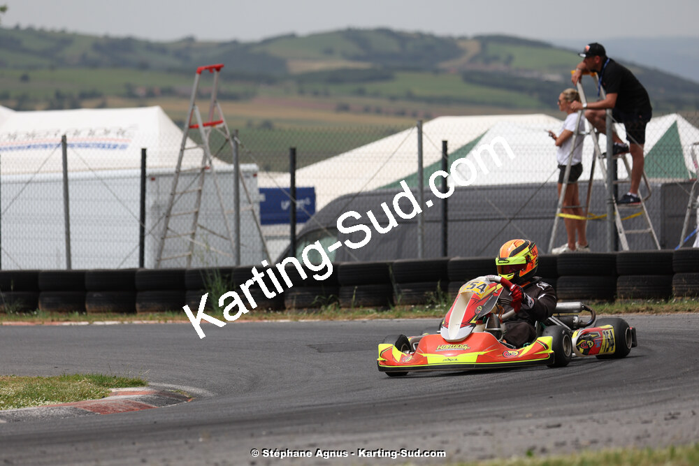 08 & 09/06/2024 : IAME Series France au circuit Karting Plus à Belmont sur Rance (photos Stéphane Agnus) 2024 — karting