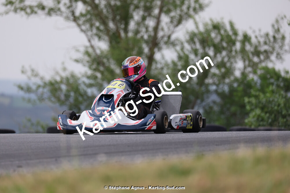08 & 09/06/2024 : IAME Series France au circuit Karting Plus à Belmont sur Rance (photos Stéphane Agnus) 2024 — karting