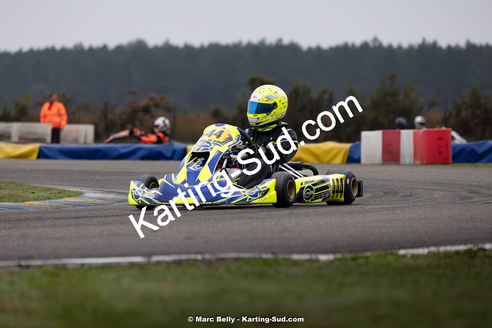 KS-171124-0152.jpg