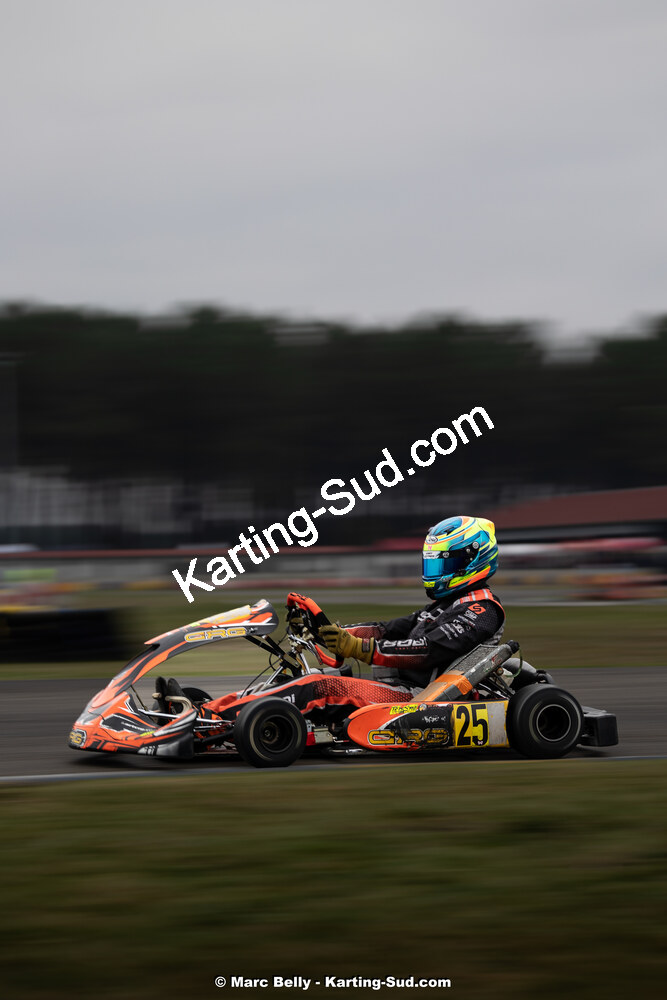 KS-171124-0356.jpg