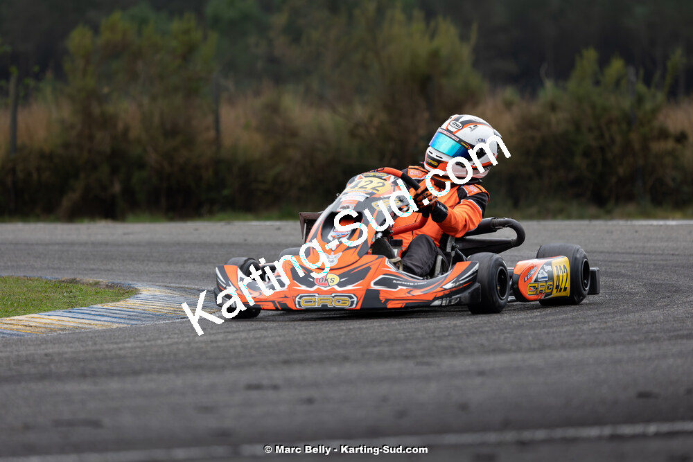 KS-171124-0951.jpg