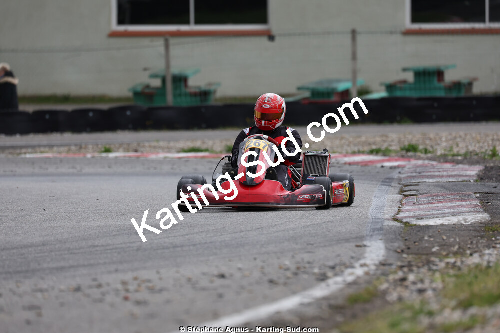 KS-2J4A2009.jpg
