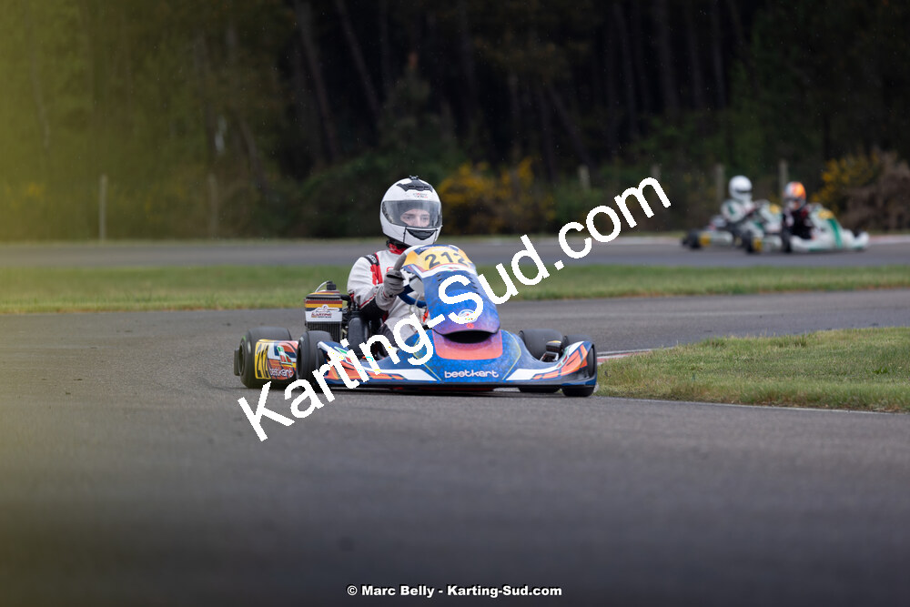 KS-120425-0206.jpg