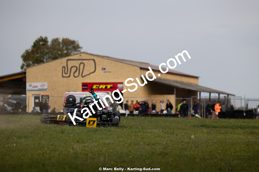 KS-191025-0550.jpg