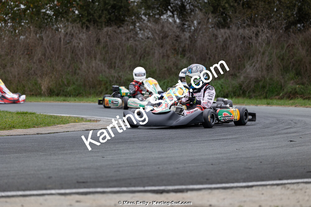 KS-191025-0720.jpg