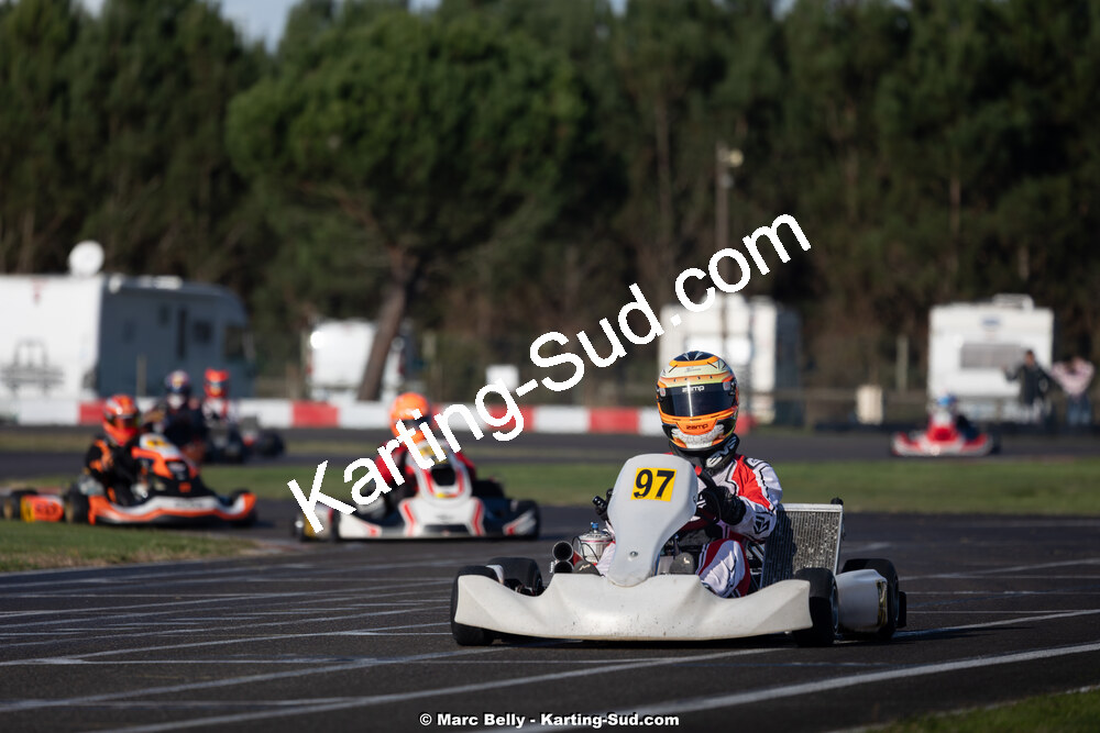KS-161125-0323.jpg
