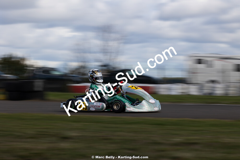 KS-161125-0609.jpg