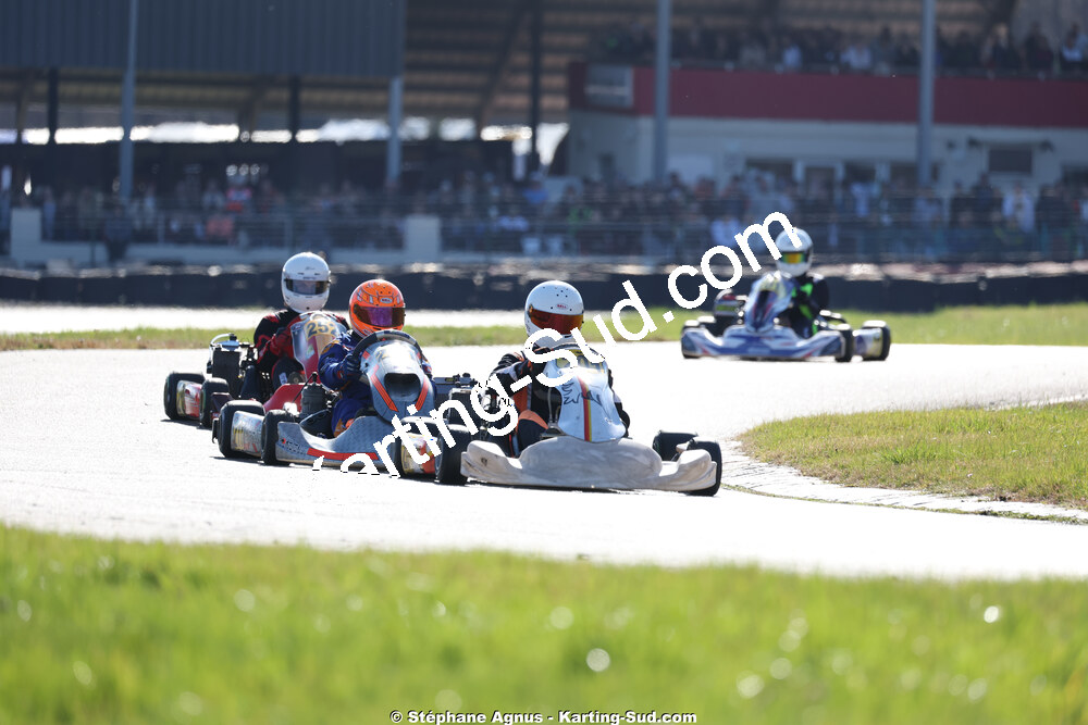 Sénior — 28/02 & 01/03/2026 : 1ère manche du Championnat du Sud 2026 à Aigues-Vives (photos Stéphane Agnus) 2026 — karting