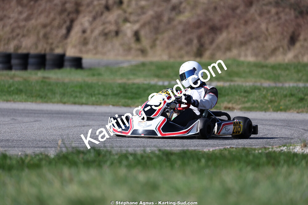 Sénior — 28/02 & 01/03/2026 : 1ère manche du Championnat du Sud 2026 à Aigues-Vives (photos Stéphane Agnus) 2026 — karting