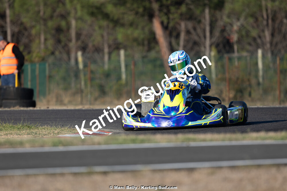 KS-200926-0325.jpg