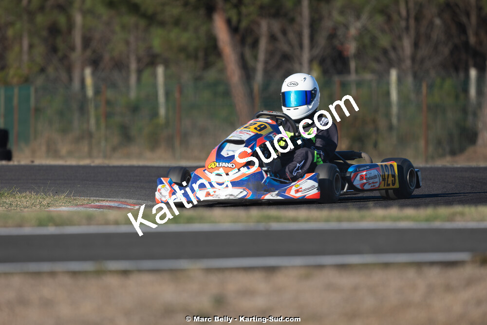 KS-200926-0349.jpg