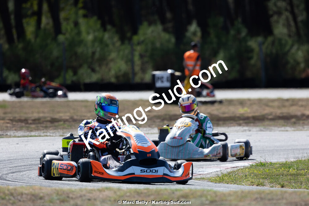 KS-200926-0855.jpg