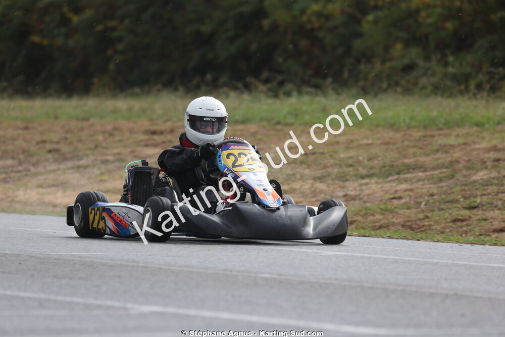 Enzo VILLARD — 04/10/2026 : 5ème manche du Trophée Ufolep Karting Nouvelle Aquitaine à Lescar (Photos Stéphane Agnus) 2026 — karting