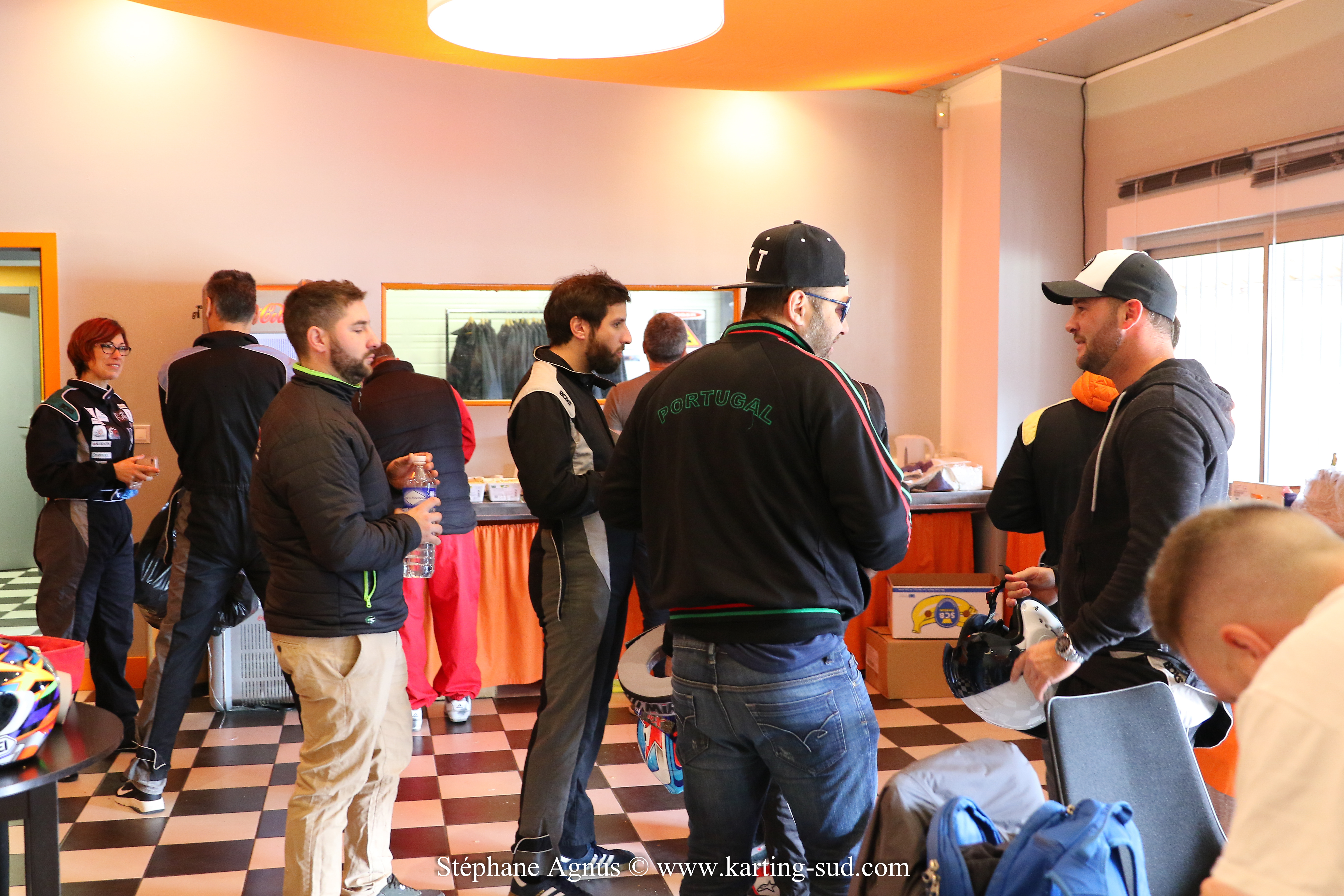 Marie PUGINIER ESCOT — 04/11/2018 : Endurance Loisir 4T Razbitumes à Karting 2 Muret (Photos Stéphane Agnus) — karting