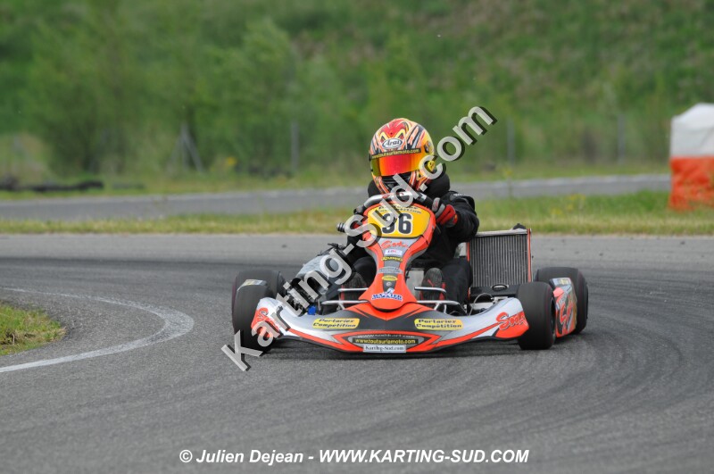 DSC_3000.JPG