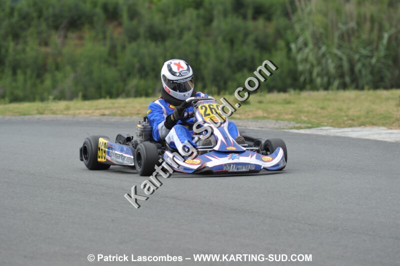 DSC_2395.JPG
