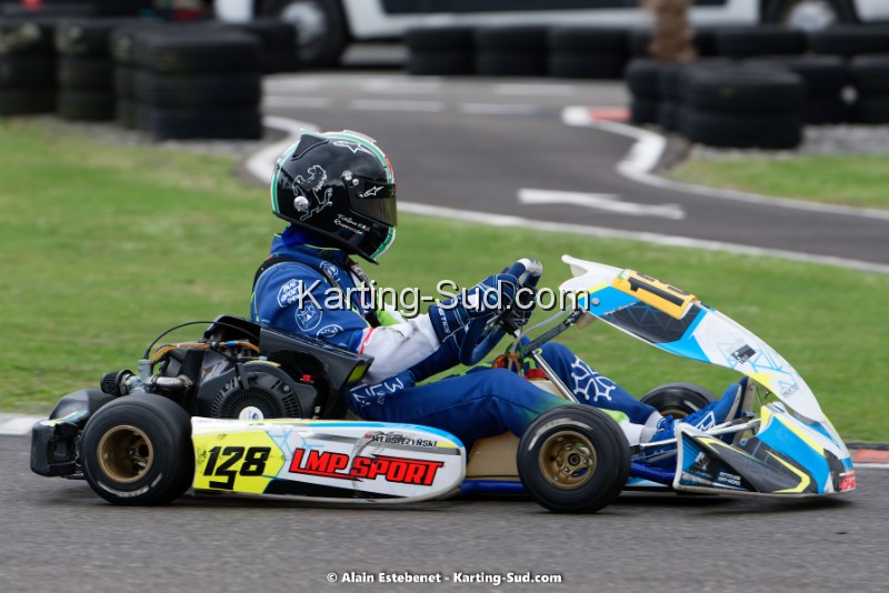 KAR_8703KART-DIM.jpg