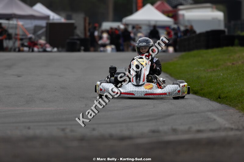 KS-190426-0040.jpg