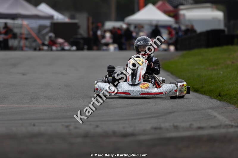 KS-190426-0041.jpg