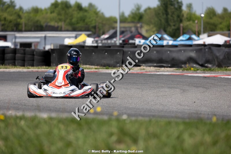 KS-190426-0834.jpg