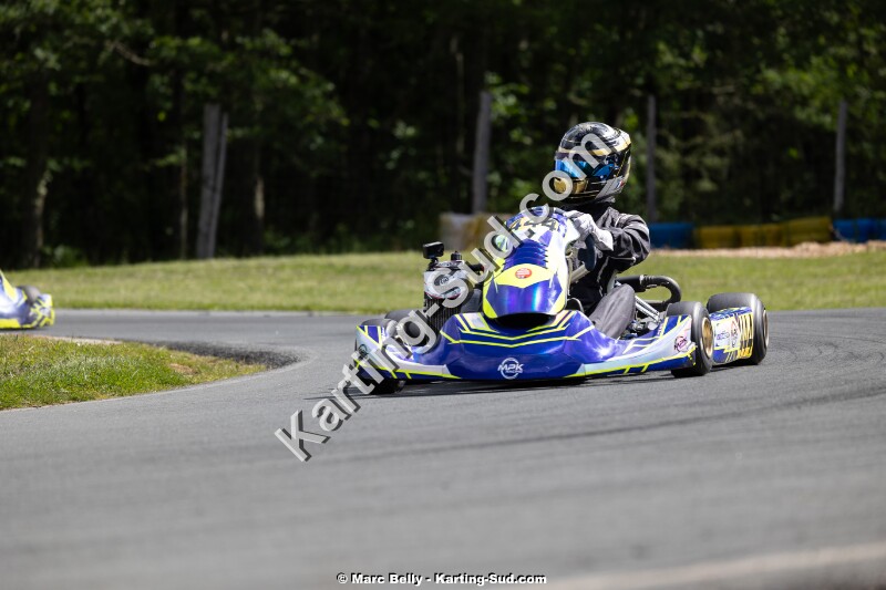 KS-160526-0103.jpg