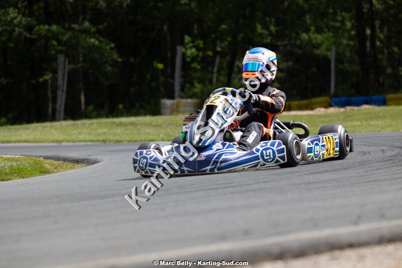KS-160526-0118.jpg