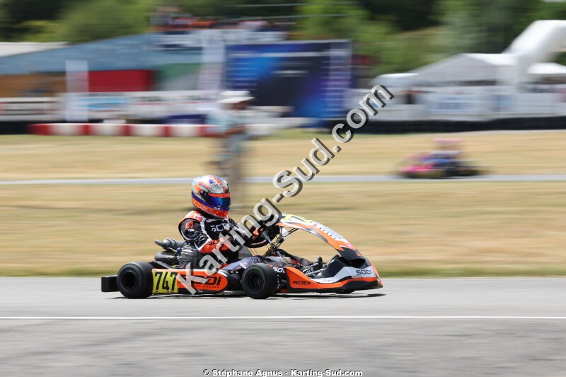 KS-2J4A2014.jpg