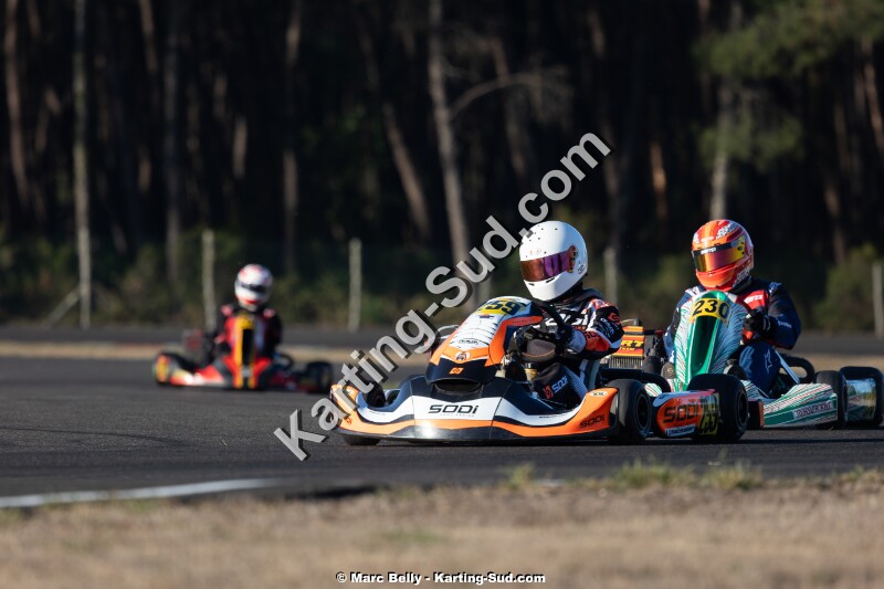 KS-200926-0239.jpg